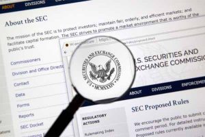 SEC,ビットコインETF決定を９月に延期