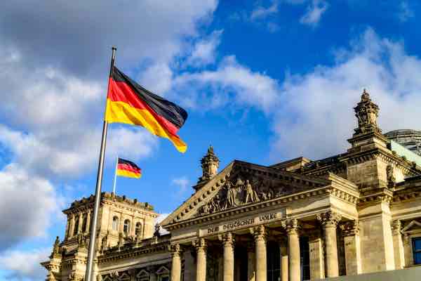 ドイツ財務省、ブロックチェーン証券市場の規制を要請