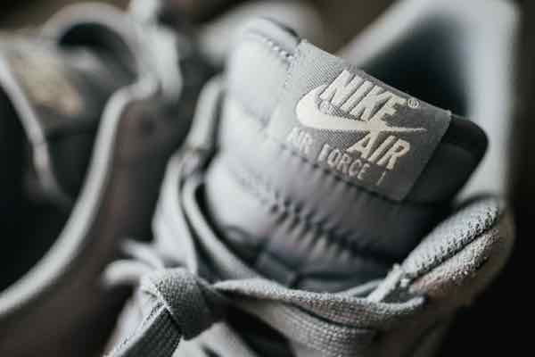 Nike イーサリアムブロックチェーンで靴のトークン化の特許獲得