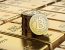 今から始める資産運用 「ビットコイン(BTC)と金（ゴールド）ならどっち？」